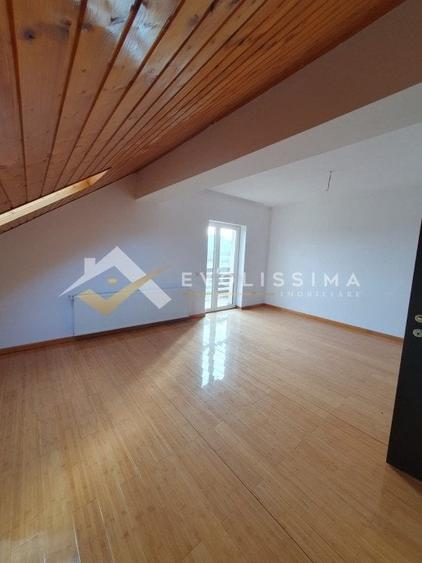 Apartament de trei camere la intrare in Bran - 12