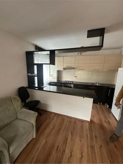 Proprietar inchiriez apartament 2 camere - 3
