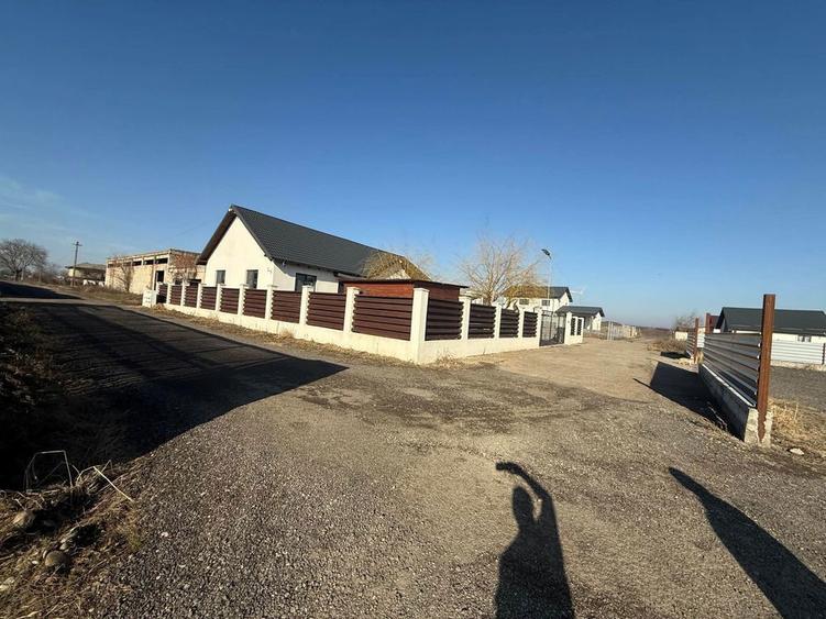 Casa si teren intravilan de vanzare in Focsani - 7