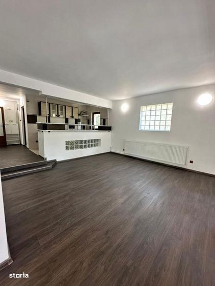 Resedinta deosebita 5 Camere | 200 mp Utili | 1.438 mp Teren | Aleea M - 4