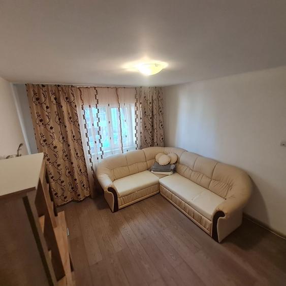Inchiriez apartament cu doua camere - 2