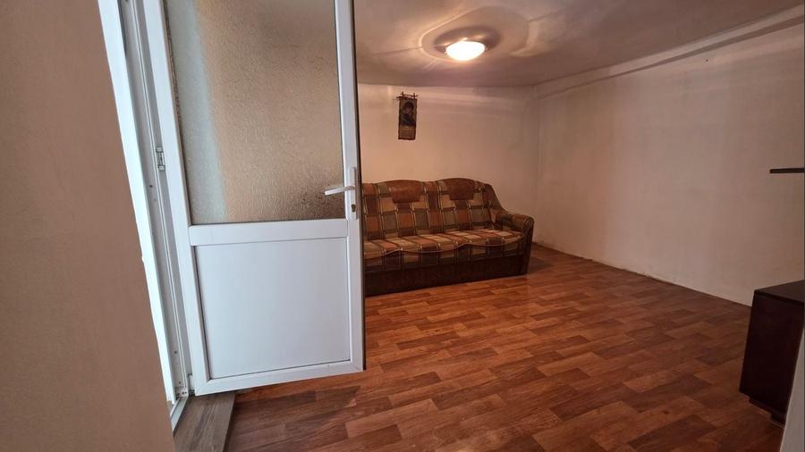 Casă + spațiu comercial la stradal, teren – 459 mp - 2