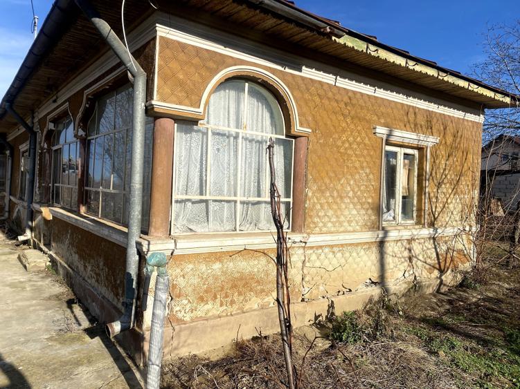 Urgent vand casa batraneasca Com.Crivat Jud.Calarasi direct proprietar - 1