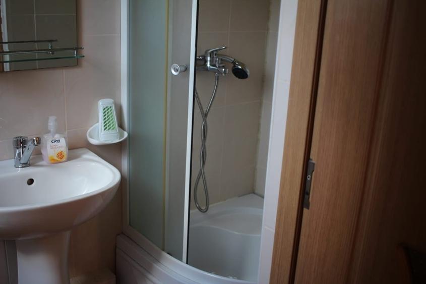 Cabana ( 2 ) de vanzare langa Arieseni ( Garda de sus ) - 9