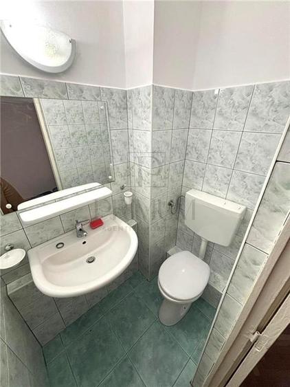 LUNEI - ETAJ 1 - BLOC IZOLAT - GARAJ SUB BLOC+BOXA - 3 CAMERE - 2 BAI - CENTRALA - 6