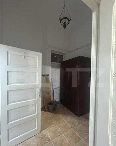 Apartament de vanzare 3 camere | Piata victoriei - 7