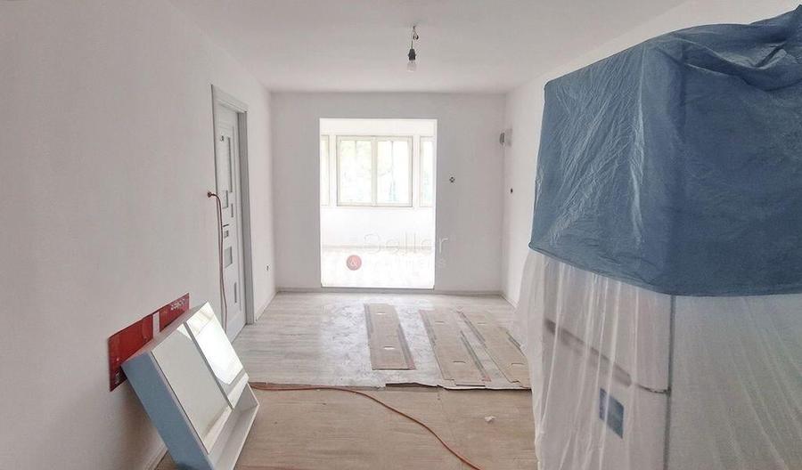 Aproape De Castelul Cantacuzino - 7