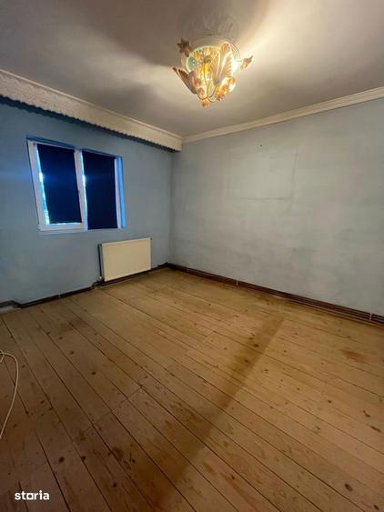 Apartament doua camere - Str Longinescu - etaj 2/3 - 2