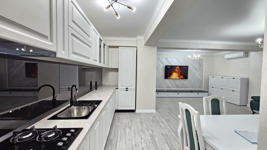 Apartament de închiriat, Ultramodern cu 3 camere, 110mp - 12