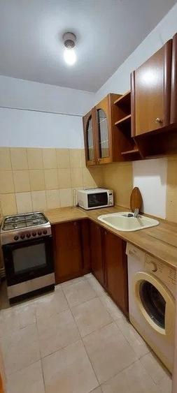 Apartament cu 2 camere, etajul 2/4, zona Tatarasi - 5