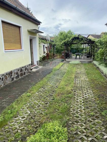 Casa cu poten?ial, situata pe strada Gheorghe Lazar - 1