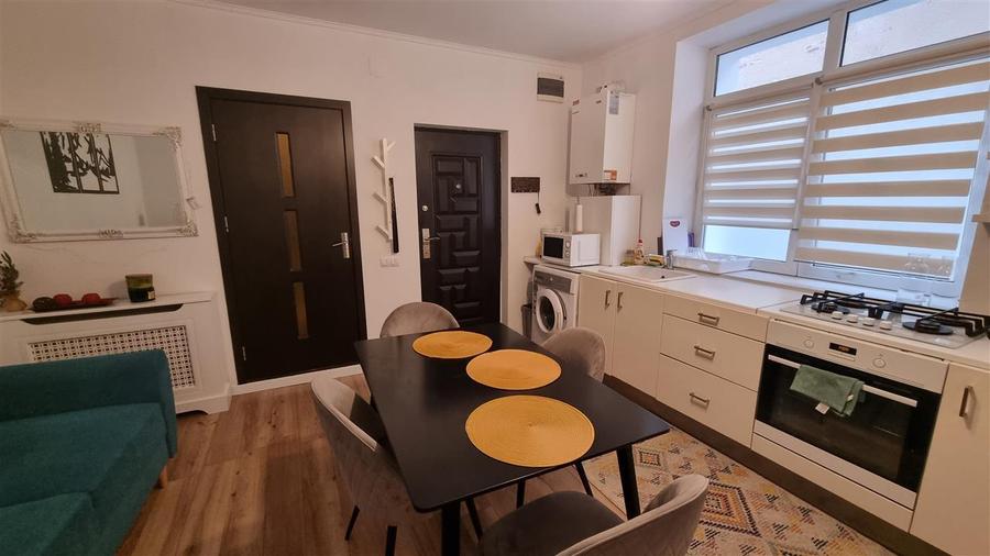 Studio modern la casa , zona strazii Lunga - 1