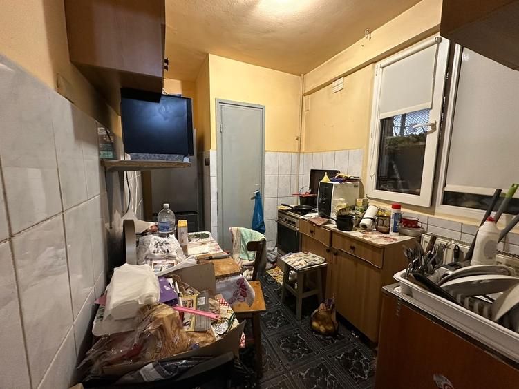 Eroii Revolutiei Metrou 2 camere de vanzare bloc anvelopat - 7