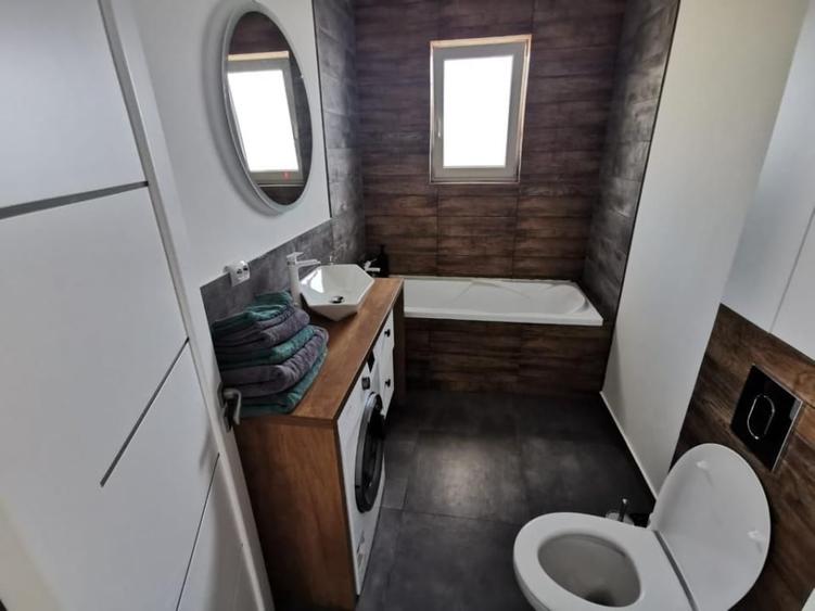 Apartament cu 3 camere în Florești