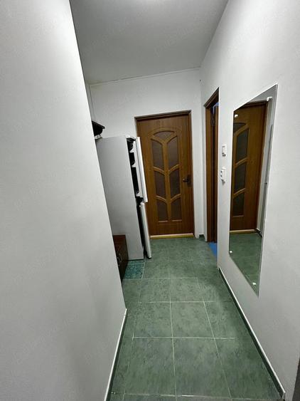 Inchiriez apartament 2 camere - 3