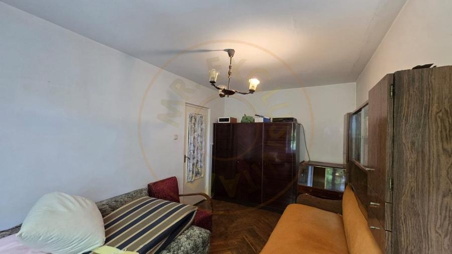 De vanzare apartament 2 camere Carpati 1 - 7