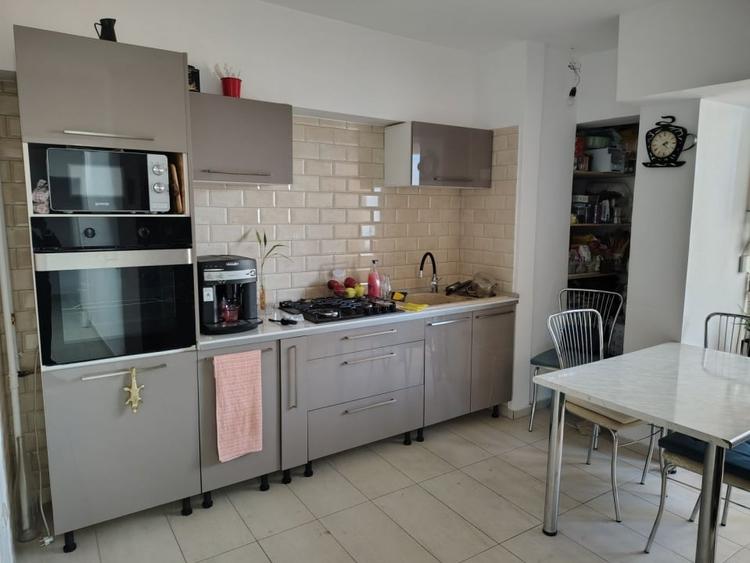 4 camere Mosilor centrala proprie, decomandat - 7