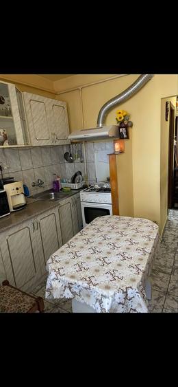 Vand Garsoniera / in zona micro 17 - 8