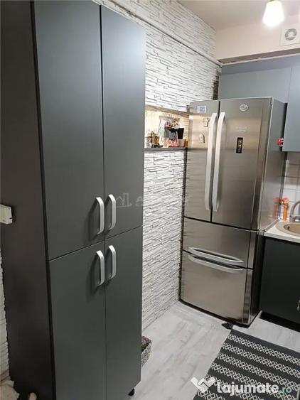 2 cam - zona Parneava - la casa - 2