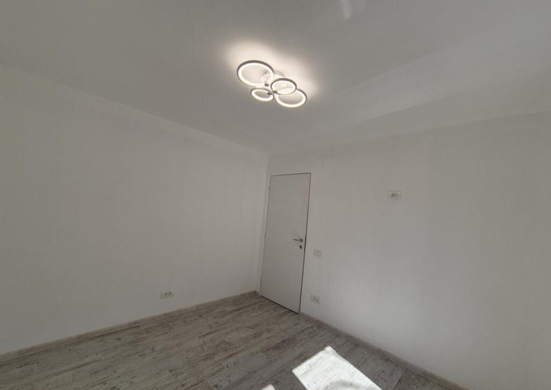 Spa?iu comercial, Ale. N.Titulescu, col? cu str. Minerilor - 8