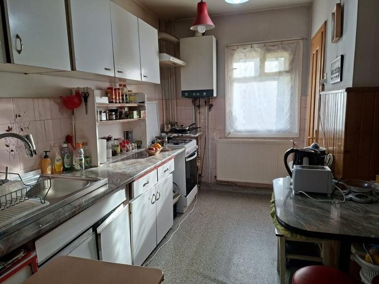 Apartament decomandat cu 2 camere/Titulescu - 10