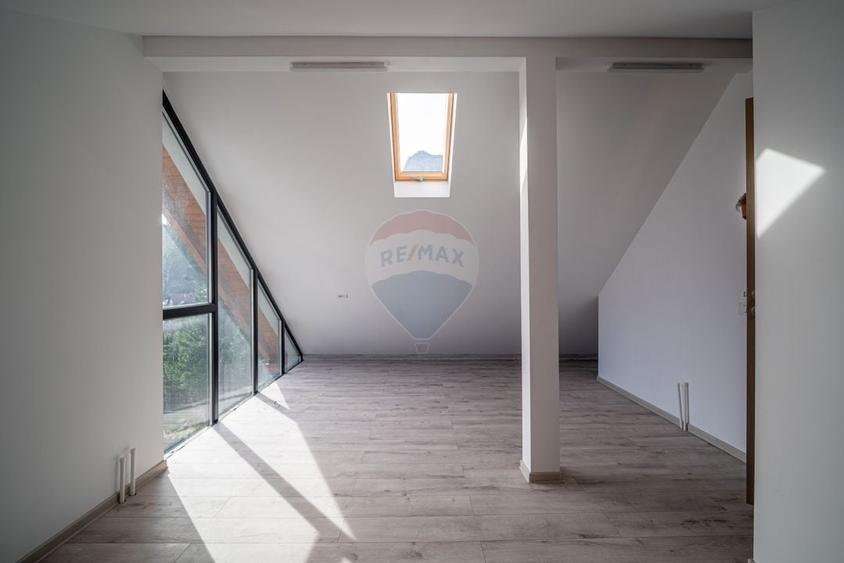 Casă de vacanta in Busteni – confort, priveliște și poziționare unică - 14