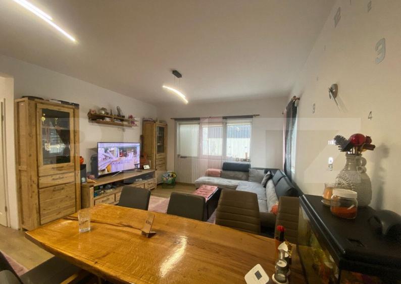 Casa cu piscina mobilata la cheie - 2