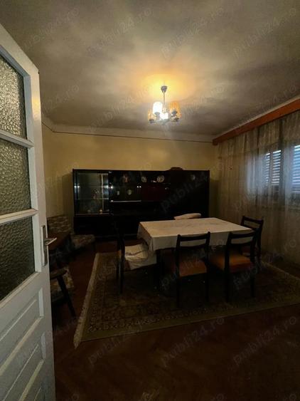 Vand casa 4 camere cu gradina 2.885 mp. Cristioru de Jos, Bihor, E 79, centrul comunei - 3