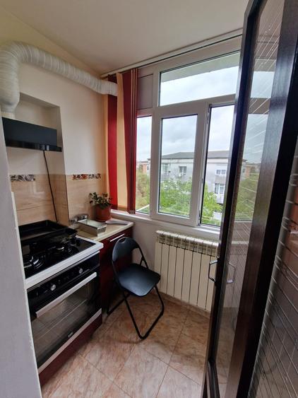 Apartament cu 3 camere ,decomandat, zona Alexandru cel Bun - 6
