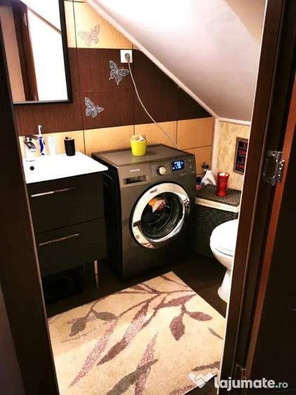 Casă cu 4 camere cu Teren 250 Mp în Domnești