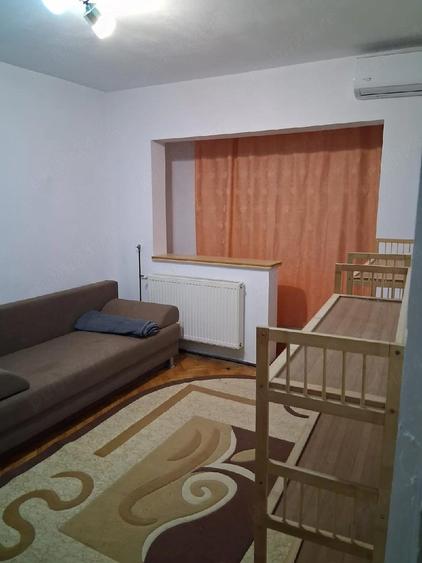 Proprietar, inchiriez garsoniera - 5