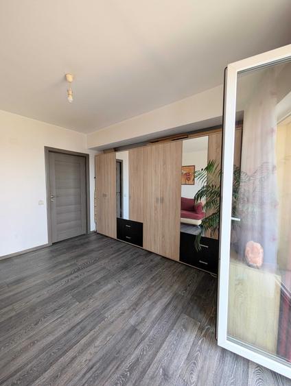 Apartament cu 2 camere semidecomandat în Florești — fotografia 3
