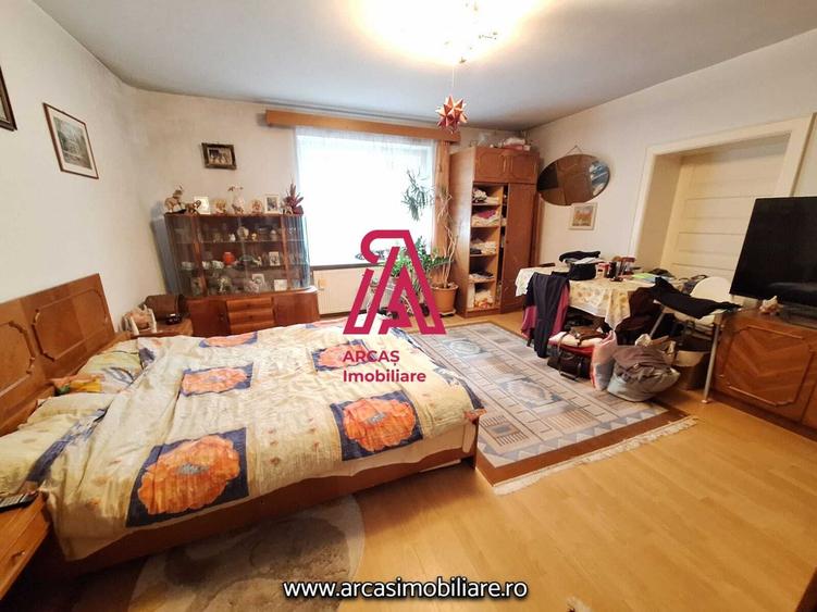 Casa de vanzare 7 camere, teren 1000 mp Sub Arini! - 5