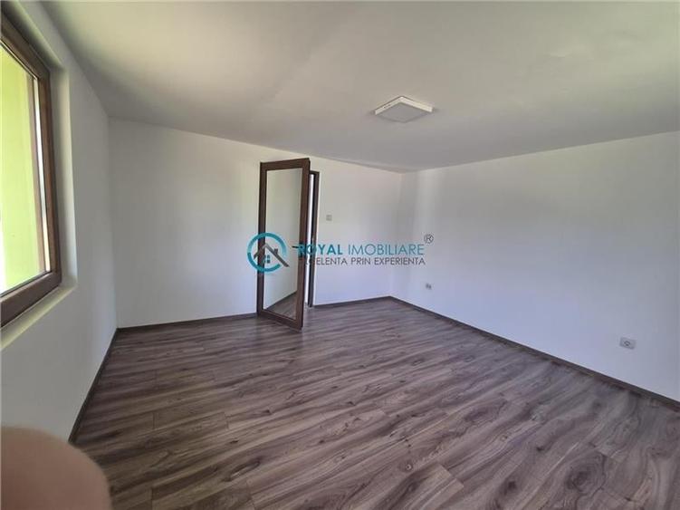 Royal Imobiliare - Vanzare Spatiu Birouri Zona Vest - 13