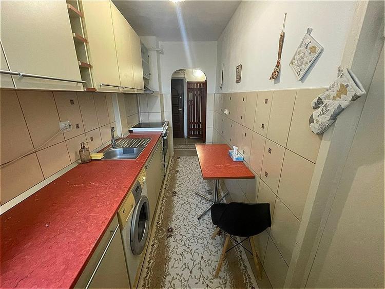 Apartament 2 camere decomandat-Podu Ros-Socola - 8