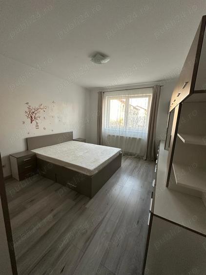 Vand apartament 2 camere mobilat ?i utilat etaj intermediar - 10