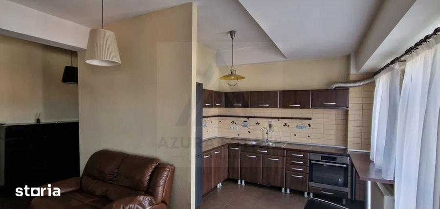 Apartament cu 3 camere în Calea Dumbrăvii