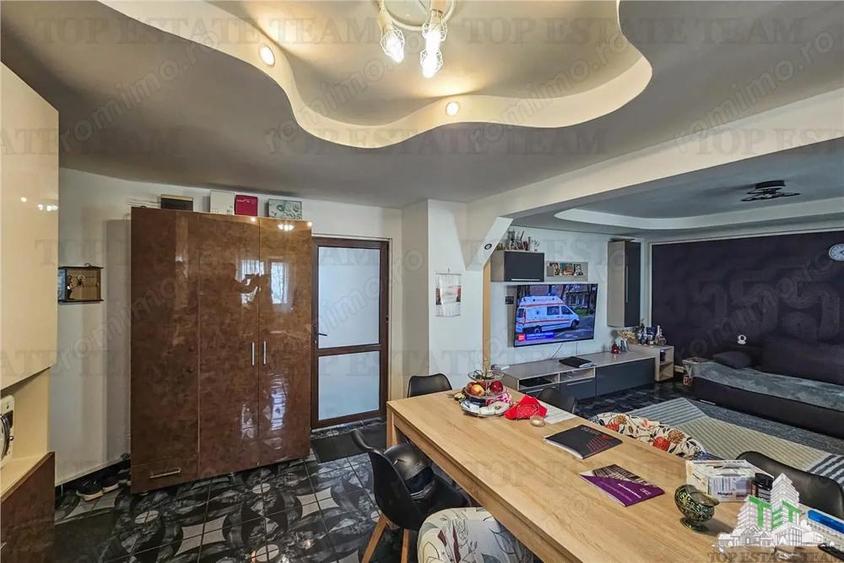 Apartament 3 camere, 2 bai, zona Baicului, an 1985 - 12