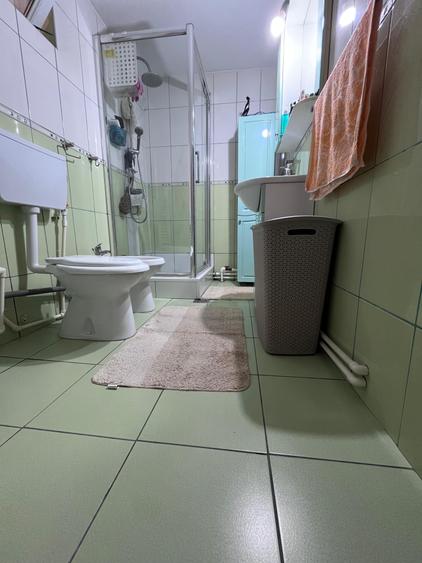 Casă individuală cu 4 camere cu Canalizare în Palas