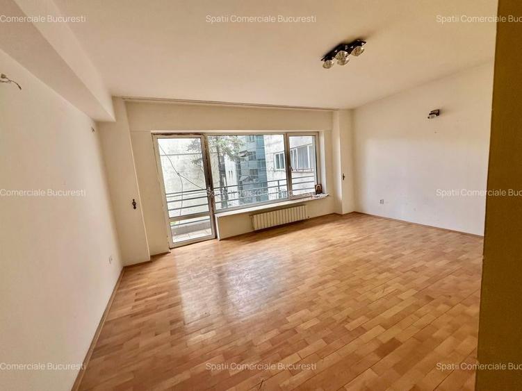 Apartament cu 4 camere în Primăverii