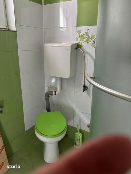 Casă cu 4 camere cu Teren 100 Mp în Central
