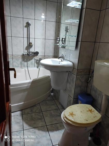 Apartament cu 2 camere decomandat în 22 Decembrie