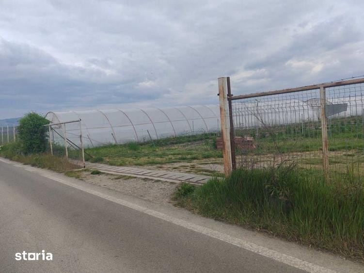 Teren de 9700 mp, în Galda de Jos