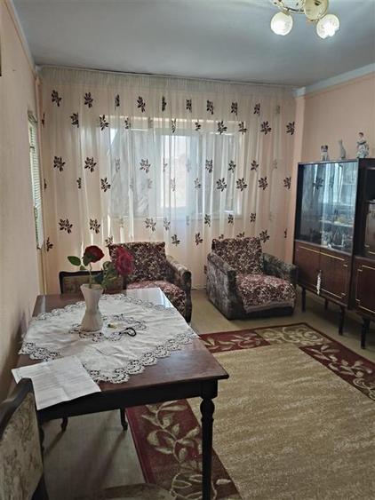 Apartament cu 2 camere decomandat în Dorobanți