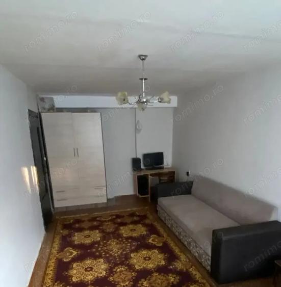 Garsonieră decomandată în Șagului