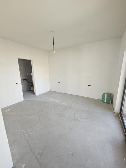 Casă individuală cu 4 camere cu Canalizare în Exterior Nord