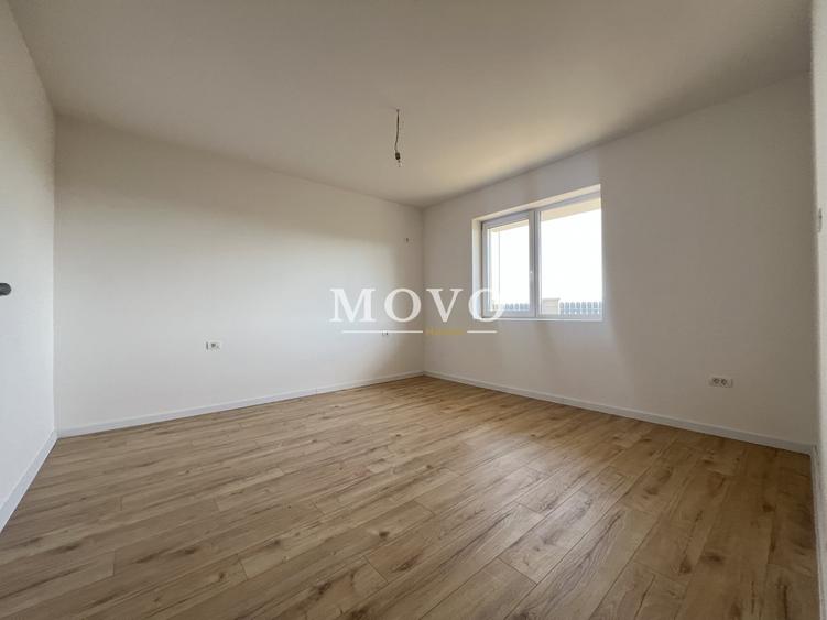 Apartament cu 3 camere decomandat în Giroc