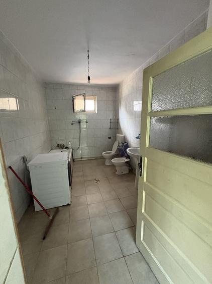 Casă cu 2 camere în Central