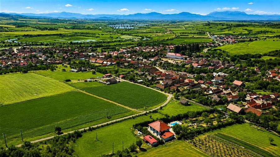 Teren Construcții intravilan de 1100 mp, în Măieruș