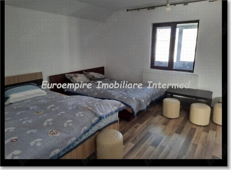 Casă cu 6 camere cu Teren 400 Mp în Central